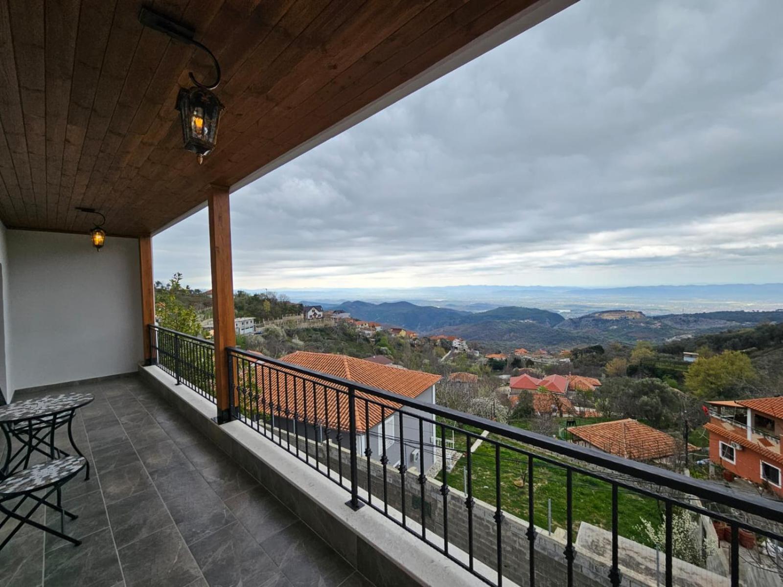 Vila Dani Near Castle And Old Bazar Krujë Exteriér fotografie